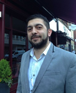 Otis Panayi, General Manager De Luca lo